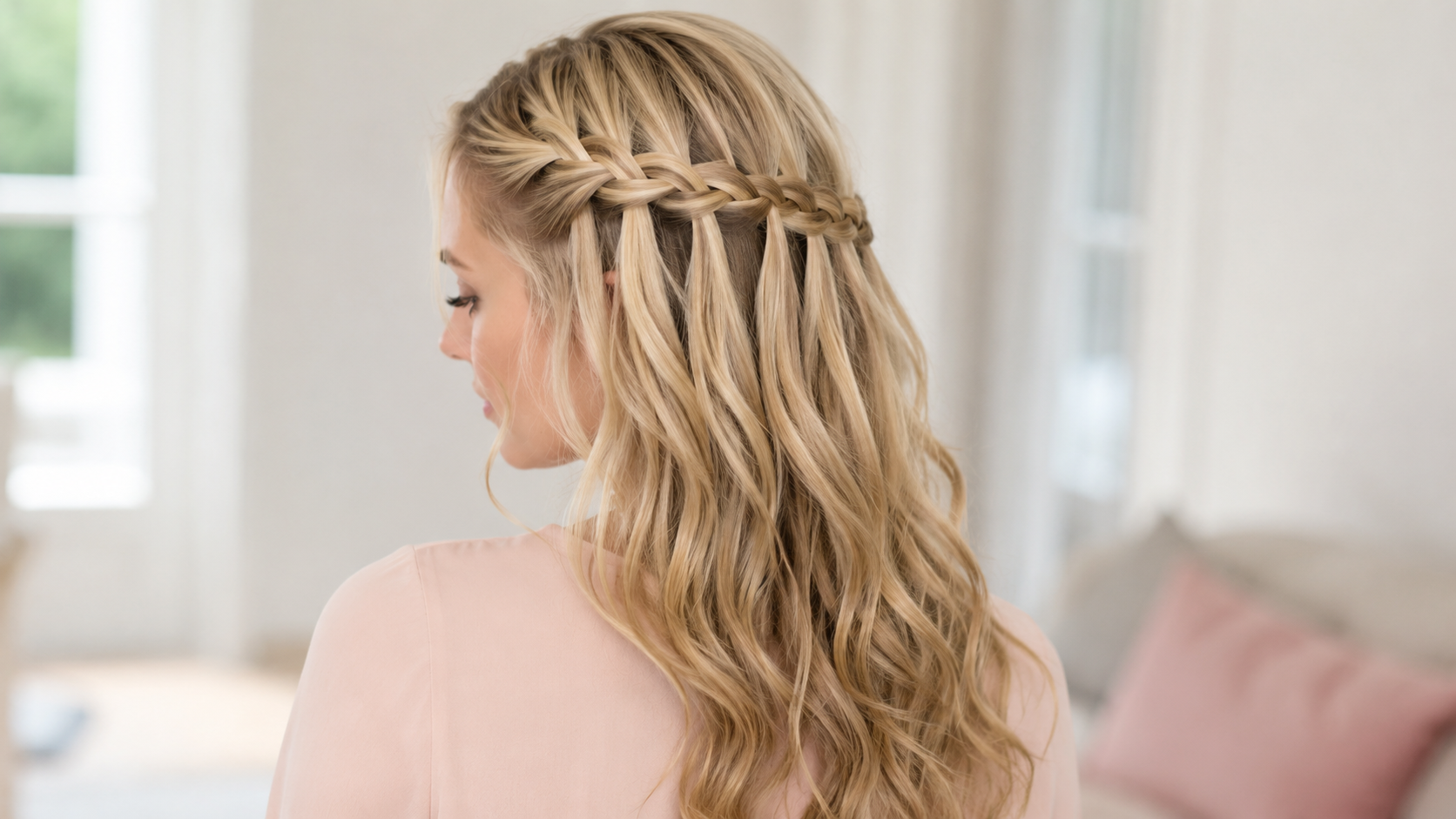 Waterfall Braid - Bildinhalt mit KI erstellt